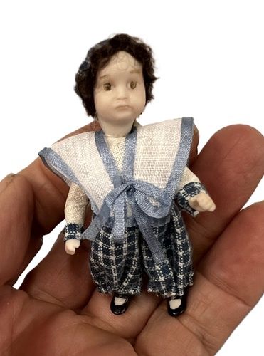 Little Boy in Blue ala764