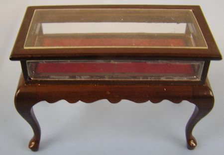 Mahogany Display Table ala354