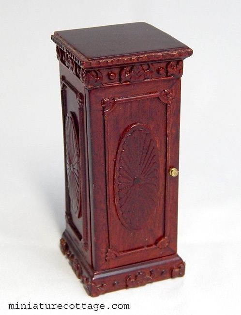 Mahogany Table/Stand unk1021
