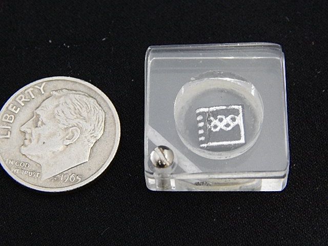 Micro Miniature Book "The Olympic Oath" lh12182