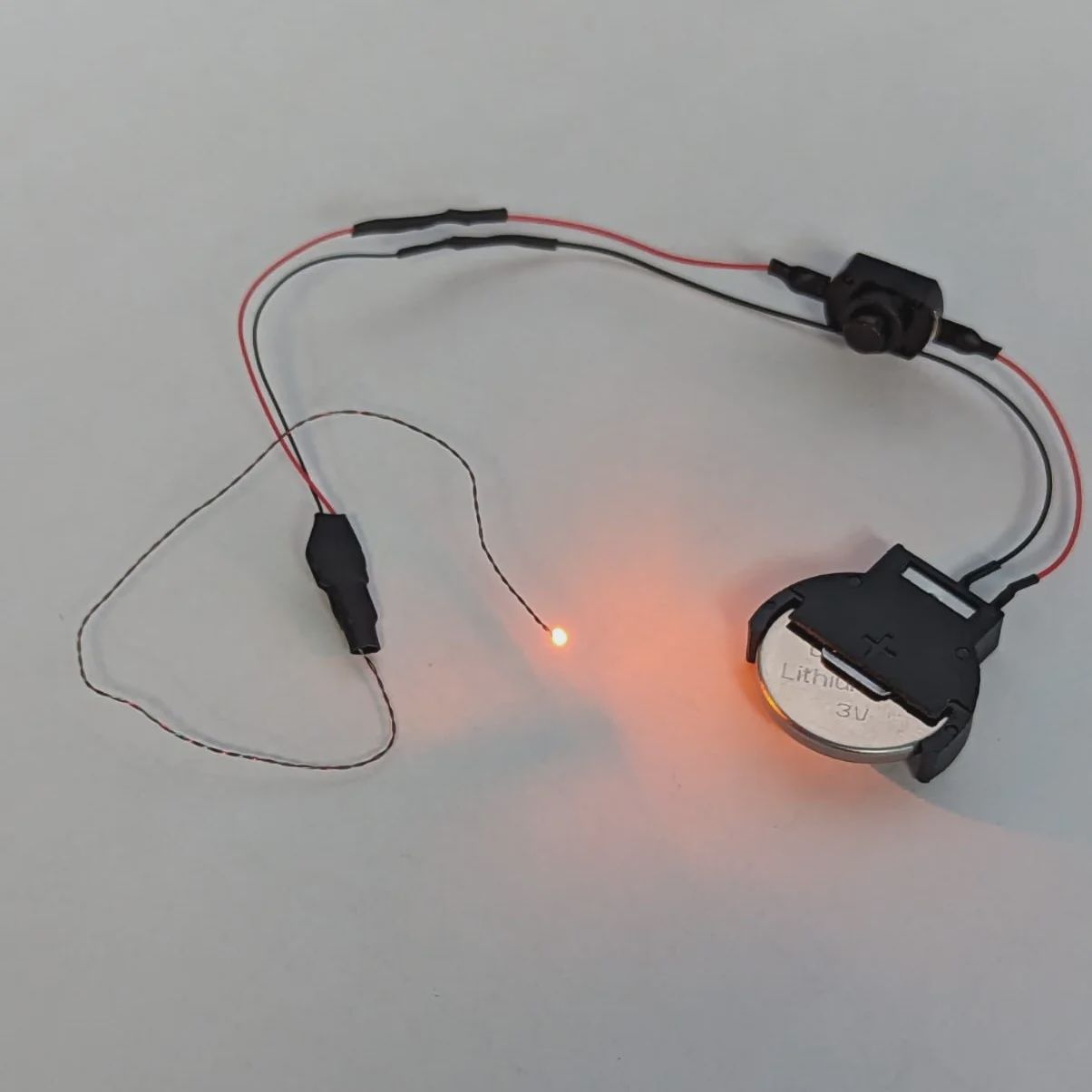 Mini Flicker Kit for Your Flickering Projects flickeringlightkitassembled_1800