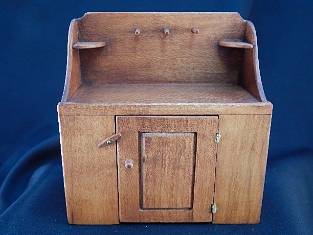 N. E. Style Cabinet rr33106