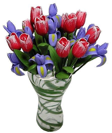 New Tulips/Irises in Green Swirl Ruffled Vase bdr088