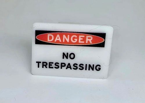 No Trespassing Sign azmm0105