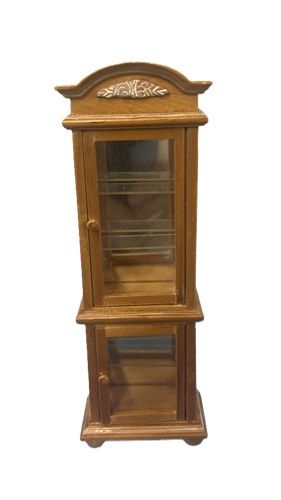 Oak 2 Door Cabinet cn82501