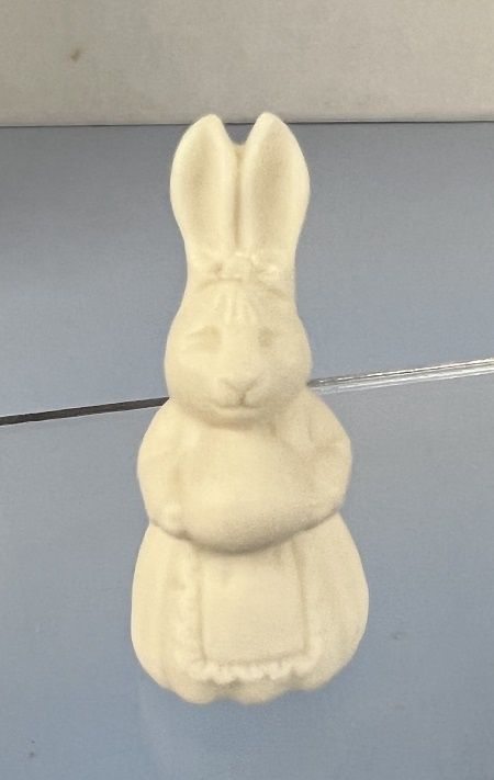 Mother Bunny mc04834c
