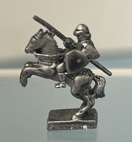 Mounted Knight Figure nc0310