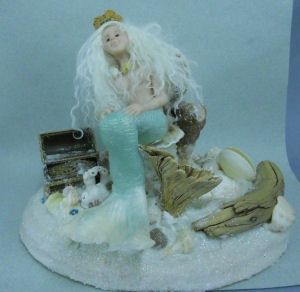 Mermaid in Shell Chair DW-5