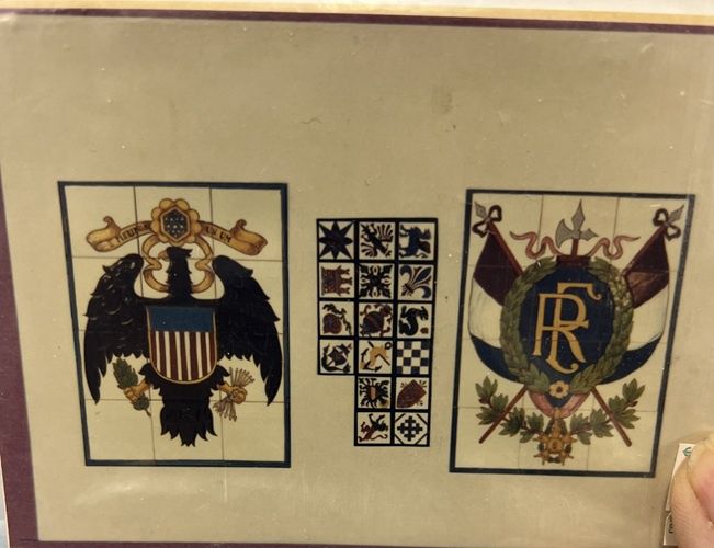 Miniature Mural Tile Kit/ Crests cn235051