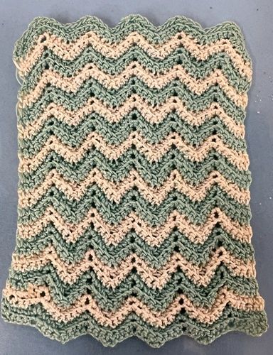 Mint and Cream Ripple Afghan mn497