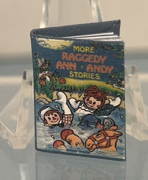 More Raggedy Ann and Andy Stories mc588x