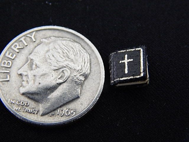 Micro Miniature Book "The Lord's Prayer" Dutch lh12181