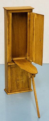 Murphy Ironing Board and Cabinet so1875