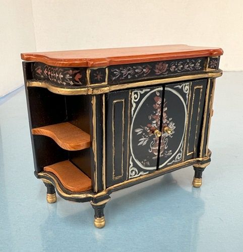 Oriental Buffet with Two Doors and Shelves mc031621