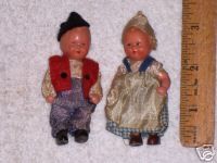 Pair Vintage Miniature Celluloid Boy/Girl Dolls AN015