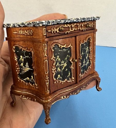 Oriental Style Cabinet by Hansson han1182