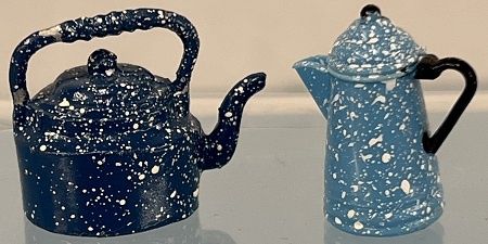 Pair of Blue Spatterware Tea Pots mc06050