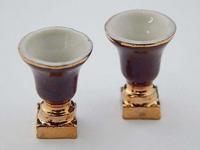 Pair of Ceramic Urns by Ron Benson lh593