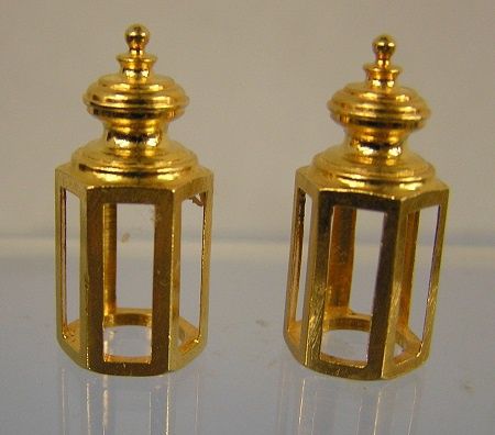 Pair of Brass Lanterns ala392