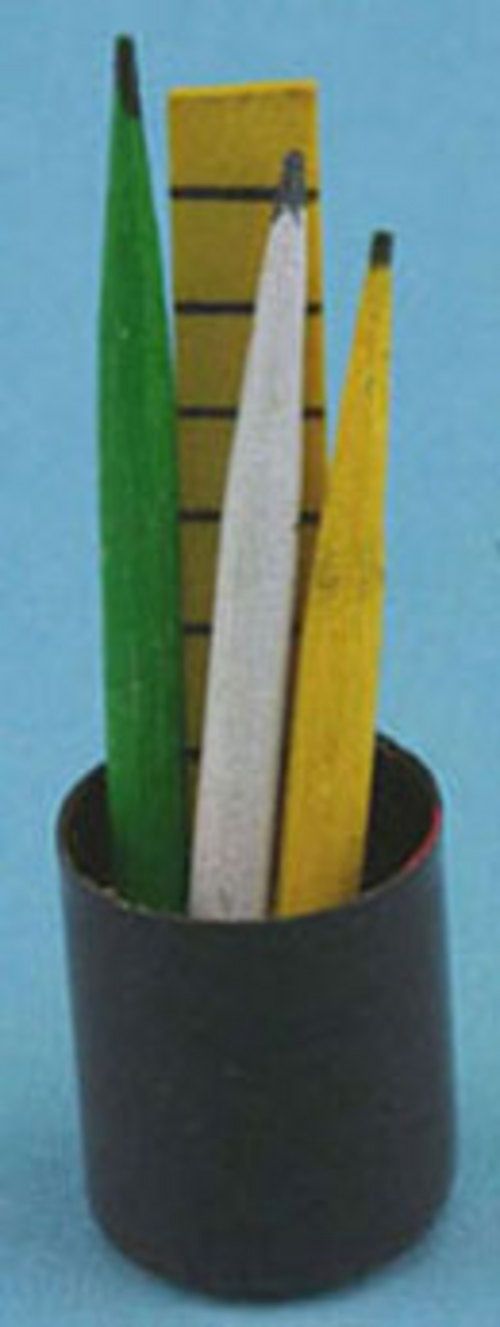 Pens and Pencils im65347