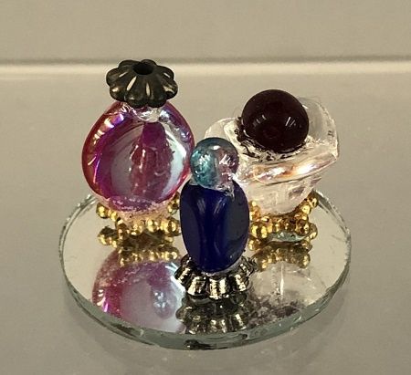 Perfume Bottles w/Tray mc02253