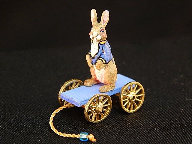 Peter Rabbit Pull Toy Rene-2
