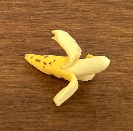 Peeled Banana th005