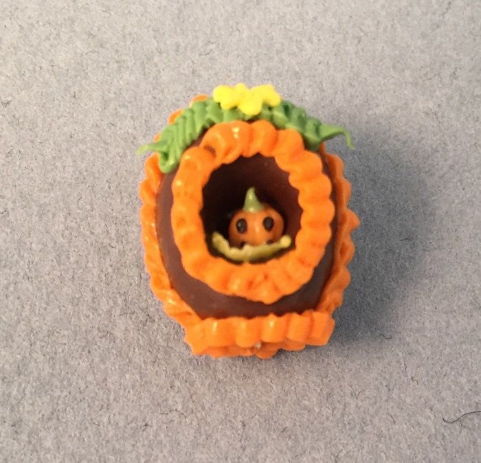 Panorama Chocolate Halloween Egg BDk2854