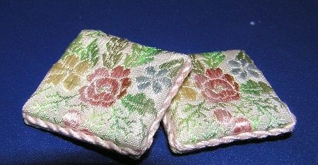 Pillows - Pastel Floral ala538