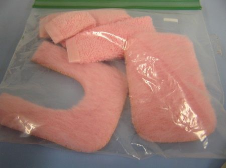 Pink Rug and Towel Set ala407