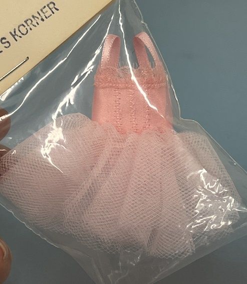Pink Tutu cn2000