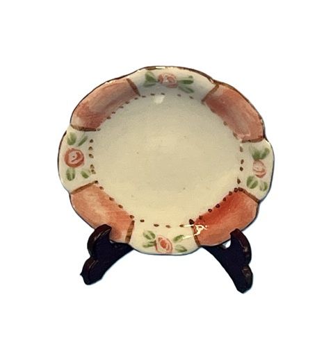 Plate in Pink and White with Floral Design cn2042