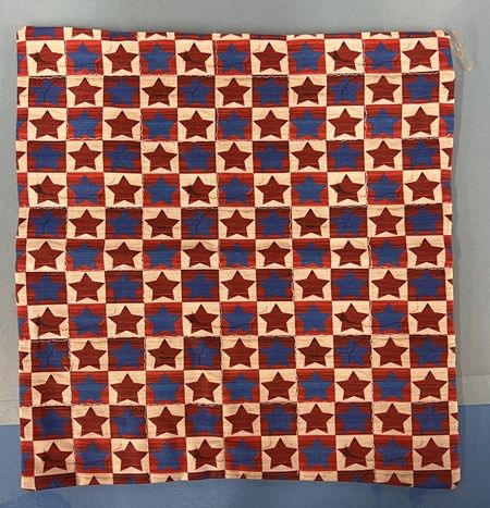 Red White and Blue Quilt mn294