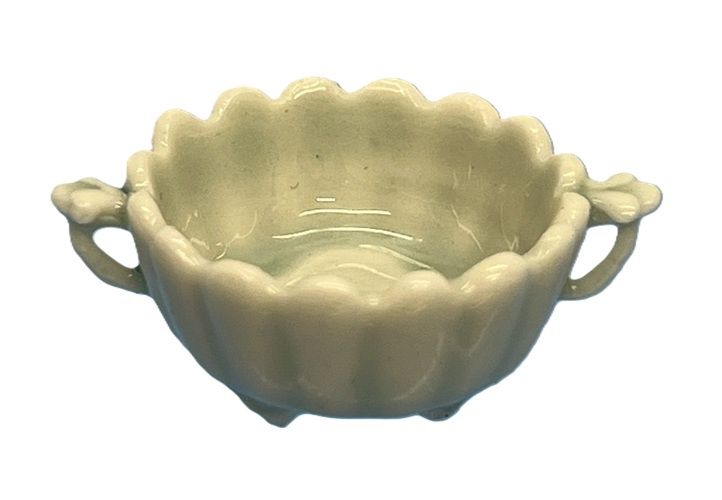 Porcelain Scalloped Celadon Bowl cn0063