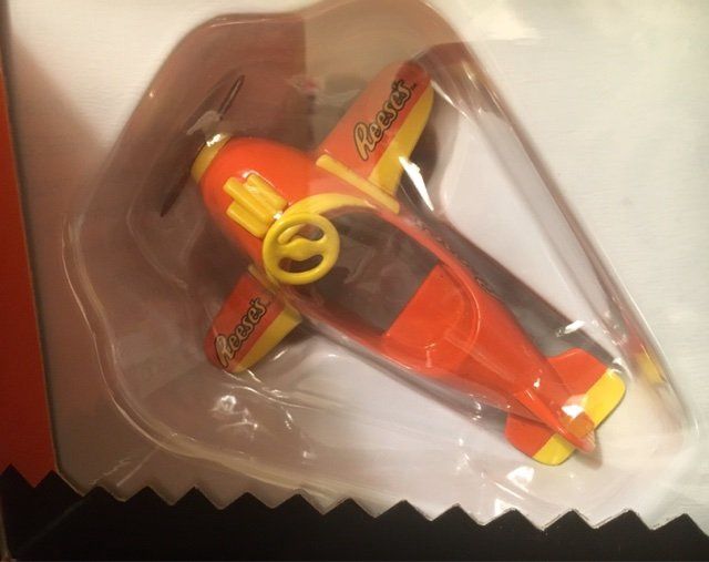 RE60211 Reese's 1998 Mini Pedal Plane