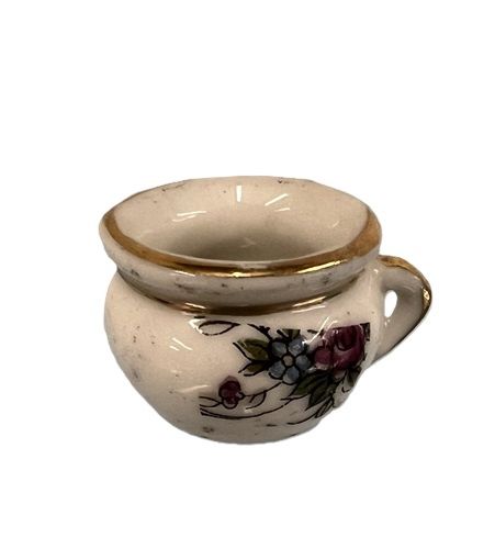 Porcelain Chamber Pot with Handle MC030660