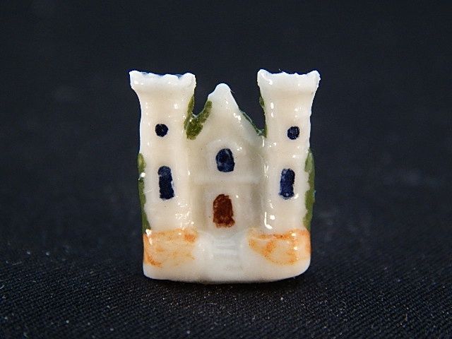 Porcelain Castle by Ron Benson lh402