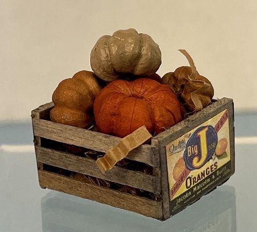 Pumpkin Filled Wood Crate SH540