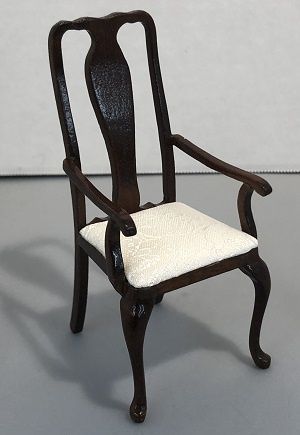Queen Anne Splat Back Arm Chair bes5110wn