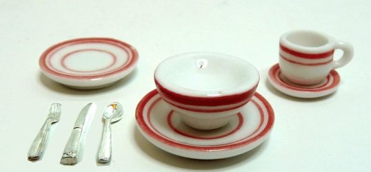 Red Dinner Set with Silverware bdb1702
