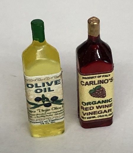 Red Wine Vinegar and Olive Oil hr54269