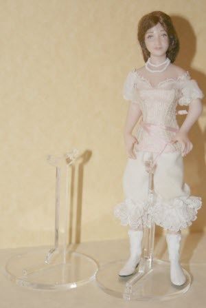 Saddle Style - Doll Stand DS103