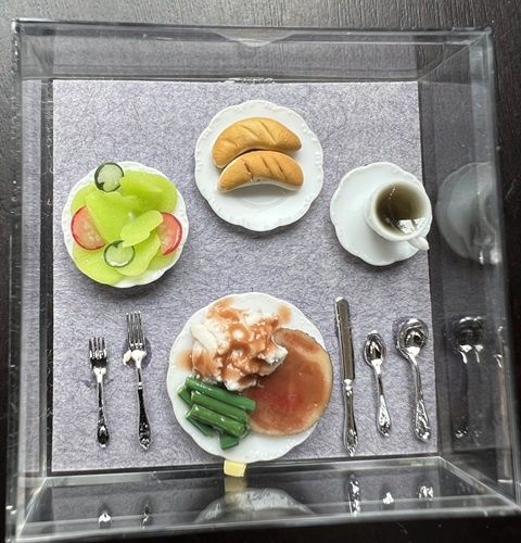 Roast Beef and Gravy with Sides mn232