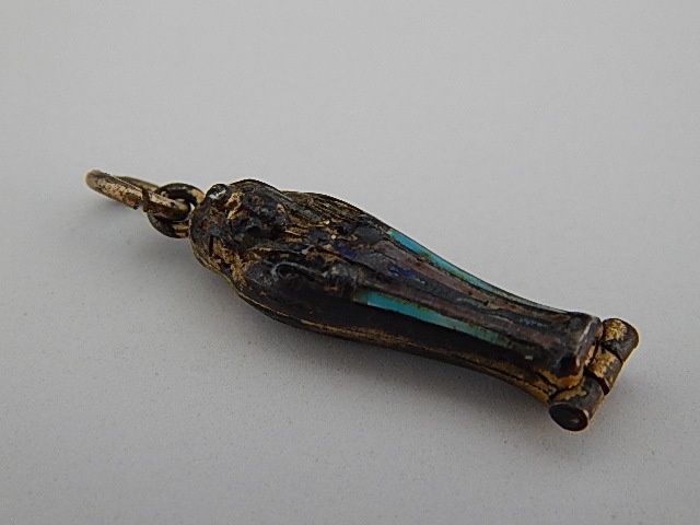 Silver Sarcophagus Silver with Lapis lh10809