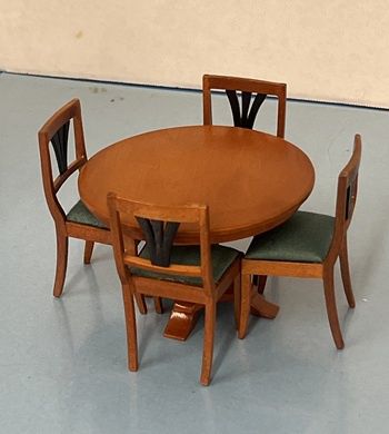 Round Table and 4 Chairs cn8307x