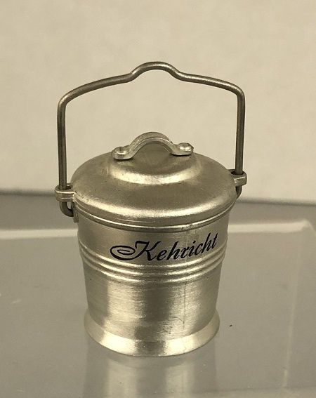 Rubbish Bucket mc02534