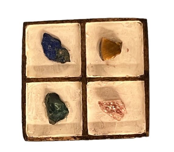 Semi-Precious Stone Sample Display Box AM034A
