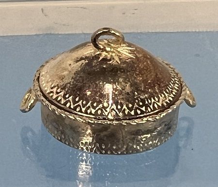 Silver Serving Dish with Lid 3212023b