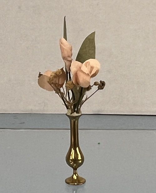 Roses in a Vase MC213x
