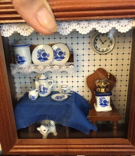 Shadowbox Room Box 1:12 Scale 1880782